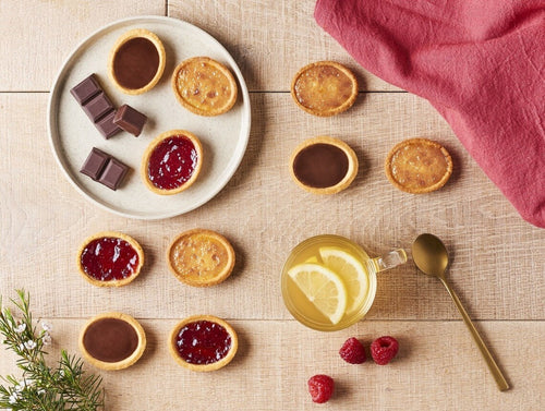 Exklusive Dose mit 9 Milchschokolade-Karamell-Tartelettes - Bonne Maman AT - 1