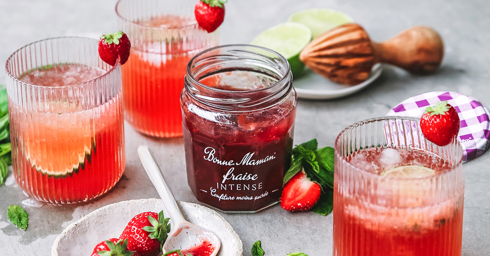 Virgin-Cocktail „Gin-gin mule” mit Erdbeer-Intense